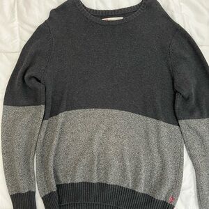 Levi's Gray Crewneck Sweater with Ribbed Trim